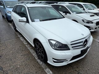 2013 Mercedes-Benz C-Класс 180 BlueEFFICIENCY III (W204) Рестайлинг, белый, 1200000 рублей, вид 2