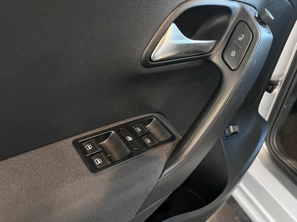 2019 Volkswagen Polo V Рестайлинг, серый, 1210000 рублей - вид 21