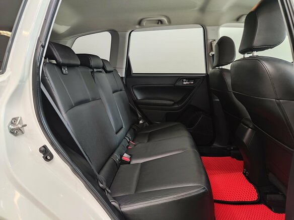 2015 Subaru Forester IV, белый - вид 22