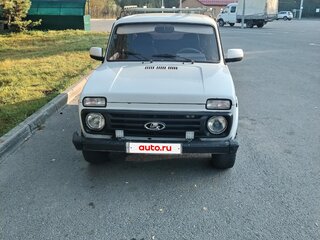 2001 Lada (ВАЗ) 2121 (4x4) I Рестайлинг, белый, 260000 рублей, вид 1