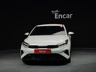 2022 Kia K3 II Рестайлинг, белый, 2722474 рублей, вид 2