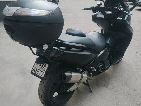 2005 Yamaha TMAX, чёрный, 450000 рублей, вид 4