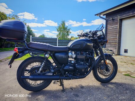 2019 Triumph Bonneville T120, чёрный, 940000 рублей, вид 3