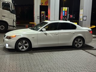 2006 BMW 5 серии 530i V (E60/E61), белый, 1090000 рублей, вид 4
