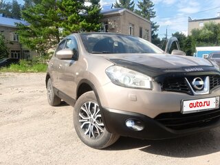 2011 Nissan Qashqai I Рестайлинг, коричневый, 850000 рублей, вид 2
