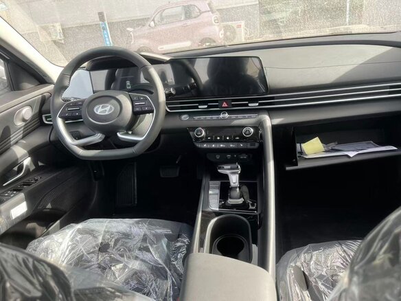 2025 Hyundai Elantra VII (CN7) Рестайлинг, белый, 2650000 рублей - вид 4