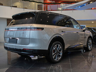 2025 Lynk & Co 900, серый, 8800000 рублей, вид 3