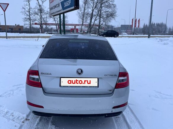 2013 Skoda Octavia III (A7), серебристый, 1150000 рублей - вид 2