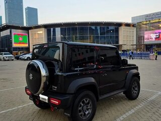 2022 Suzuki Jimny IV, чёрный, 1990000 рублей, вид 3