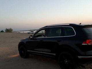 2017 Volkswagen Touareg II Рестайлинг, чёрный, 6750000 рублей, вид 5
