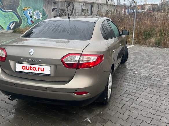 2010 Renault Fluence I, бежевый, 490000 рублей - вид 2
