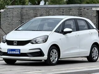 2023 Honda Fit Crosstar IV Рестайлинг, белый, 1421290 рублей, вид 1