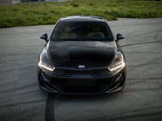 2020 Kia K5 III, чёрный, 3180000 рублей, вид 4