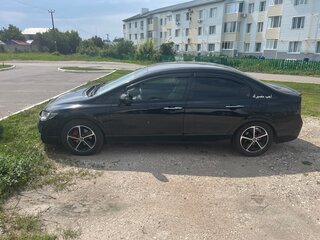 2010 Honda Civic VIII Рестайлинг, чёрный, 900000 рублей, вид 2
