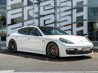 Porsche Panamera 4 I
