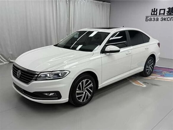 2022 Volkswagen Lavida III Рестайлинг, белый, 1450000 рублей