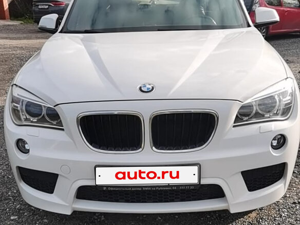2014 BMW X1 20i I (E84) Рестайлинг, белый, 2700000 рублей - вид 1