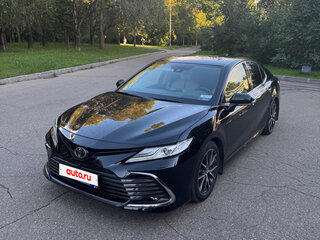 2021 Toyota Camry VIII (XV70) Рестайлинг, чёрный, 3900000 рублей, вид 2