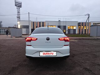 2021 Volkswagen Polo VI, белый, 1800000 рублей, вид 4