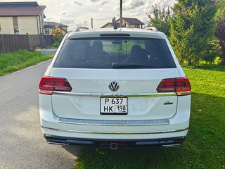 2018 Volkswagen Atlas I, белый, 3200000 рублей, вид 4