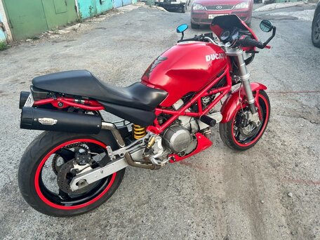 2005 Ducati Monster 620, красный, 420000 рублей, вид 5