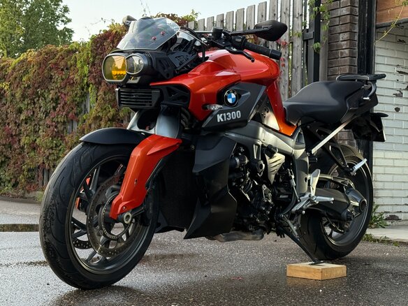 2010 BMW K 1300 R, оранжевый, 850000 рублей