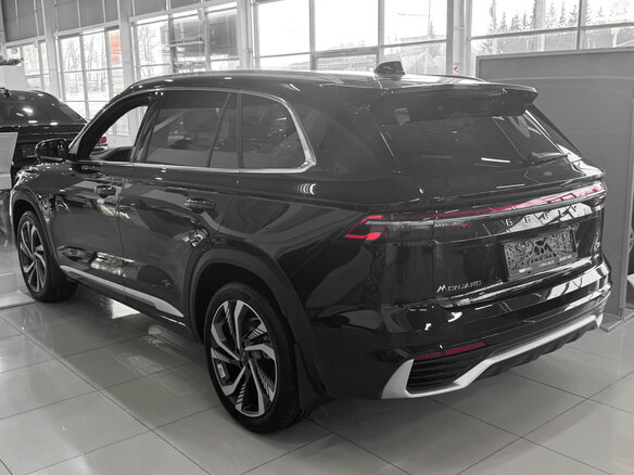 2025 Geely Monjaro I, чёрный, 4904990 рублей - вид 3