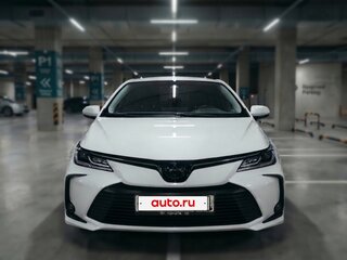 2021 Toyota Corolla XII (E210), белый, 2000000 рублей, вид 1
