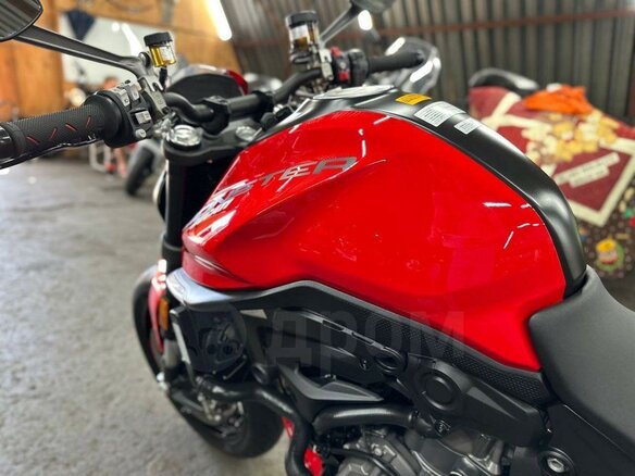 2021 Ducati Monster 937, красный, 1080000 рублей - вид 11