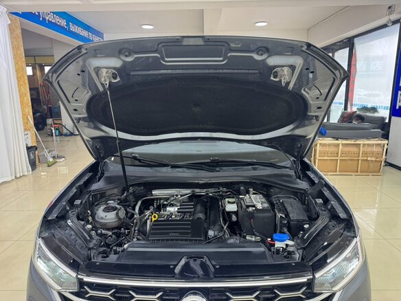 2022 Volkswagen Tayron I, серый, 2650000 рублей - вид 16