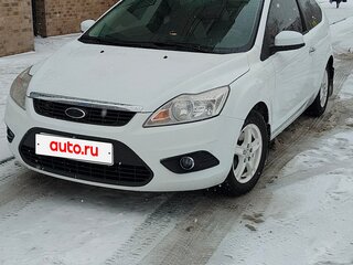 2011 Ford Focus II Рестайлинг, белый, 500000 рублей, вид 1