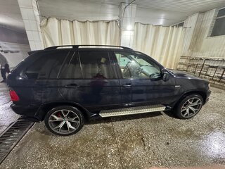 2002 BMW X5 4.4i I (E53), чёрный, 1100000 рублей, вид 4