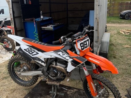 2023 KTM 250 EXC F, белый, 580000 рублей, вид 1