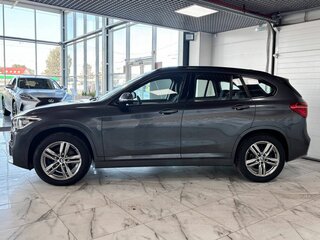 2019 BMW X1 20i xDrive II (F48), серый, 2919000 рублей, вид 3