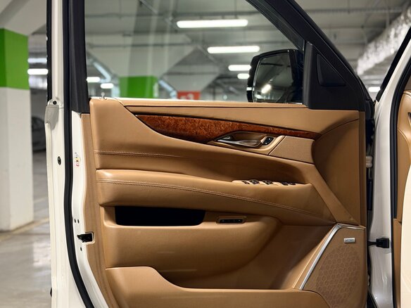 2015 Cadillac Escalade IV, белый, 4410000 рублей - вид 14