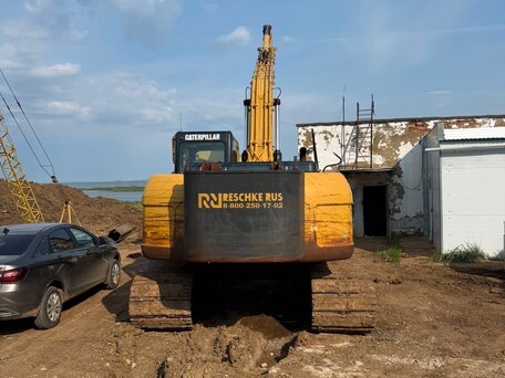 2007 Caterpillar 320D, 6750000 рублей, вид 4