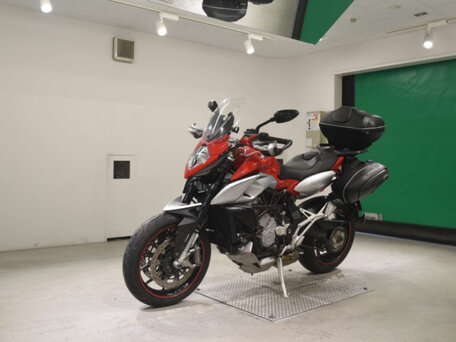 2016 MV Agusta Stradale 800, красный, 515000 рублей, вид 1