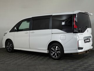 2018 Honda Stepwgn Spada V Рестайлинг, белый, 2250000 рублей, вид 2