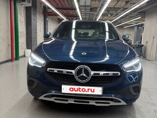 2020 Mercedes-Benz GLA 200 II (H247), синий, 2999999 рублей, вид 4