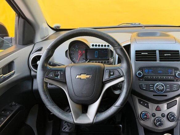 2012 Chevrolet Aveo II, чёрный - вид 9