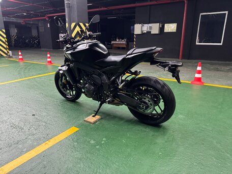 2022 Yamaha MT-09 (FZ-09), чёрный, 1350000 рублей, вид 5