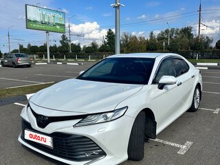 2020 Toyota Camry VIII (XV70), белый, 2900000 рублей, вид 2