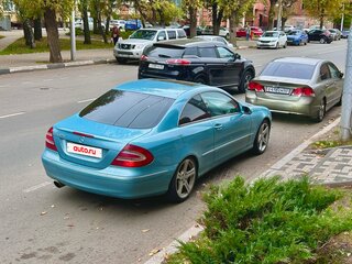 2003 Mercedes-Benz CLK-Класс 320 II (W209), голубой, 630000 рублей, вид 2