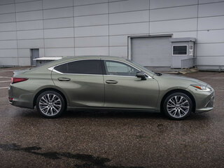 2021 Lexus ES 250 VII Рестайлинг, зелёный, 4328000 рублей, вид 4
