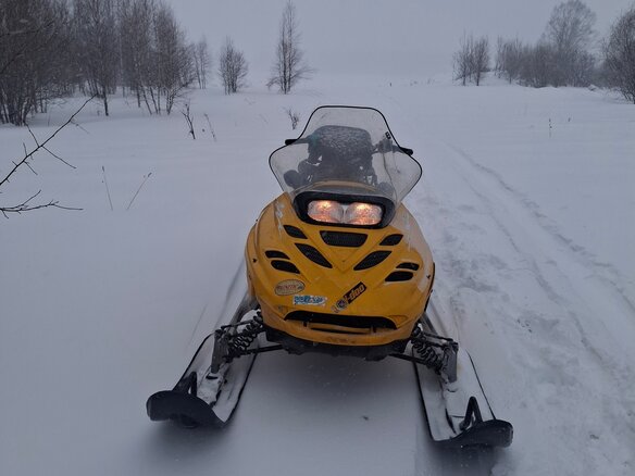2000 BRP Ski-Doo MXZ 550, жёлтый, 300000 рублей - вид 3