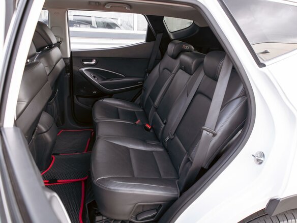 2017 Hyundai Santa Fe III Рестайлинг, белый, 1855000 рублей - вид 17