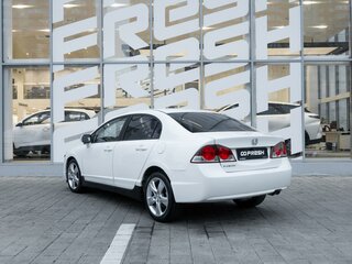 2008 Honda Civic VIII, белый, 647000 рублей, вид 2
