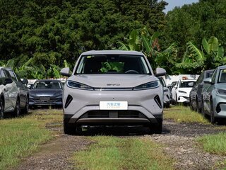 2026 BYD Sea Lion 05 26.63 kWh DM I Рестайлинг 2, серый, 3295000 рублей, вид 2