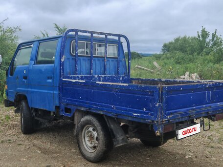 1993 Toyota TownAce, синий, 320000 рублей, вид 5