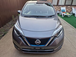 2020 Nissan Note e-Power II Рестайлинг, серый, 1450000 рублей, вид 1